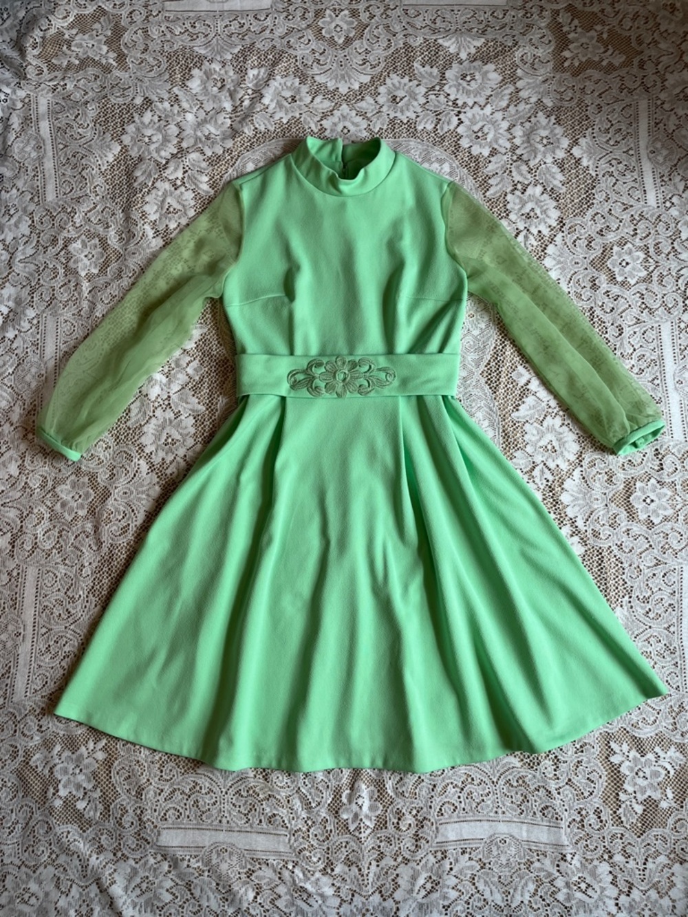 1960s/70s JCPenny Fashions Long Sheer Sleeve Mini Dress, Neon Green, Size 14.5